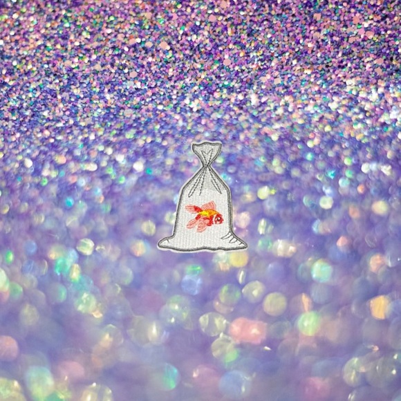 GOLDFISH PATCH - Picture 1 of 1